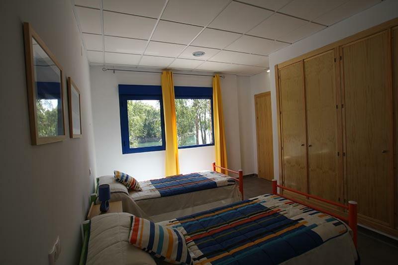 Apartamentos Villa Vacacional Castuera Luaran gambar