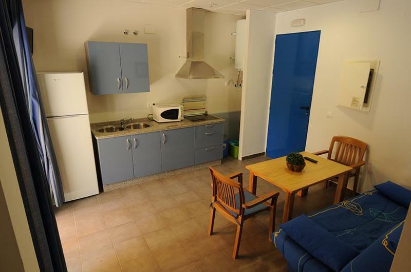 Apartamentos Villa Vacacional Castuera Luaran gambar
